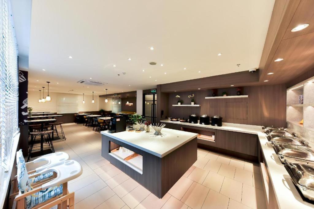 Hanting Premium Hotel Shanghai Hongqiao West Zhongshan Road Esterno foto